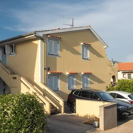 Lorena Apartament