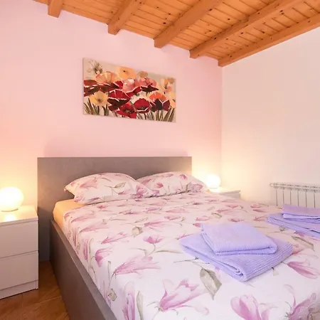 Lorena Apartament